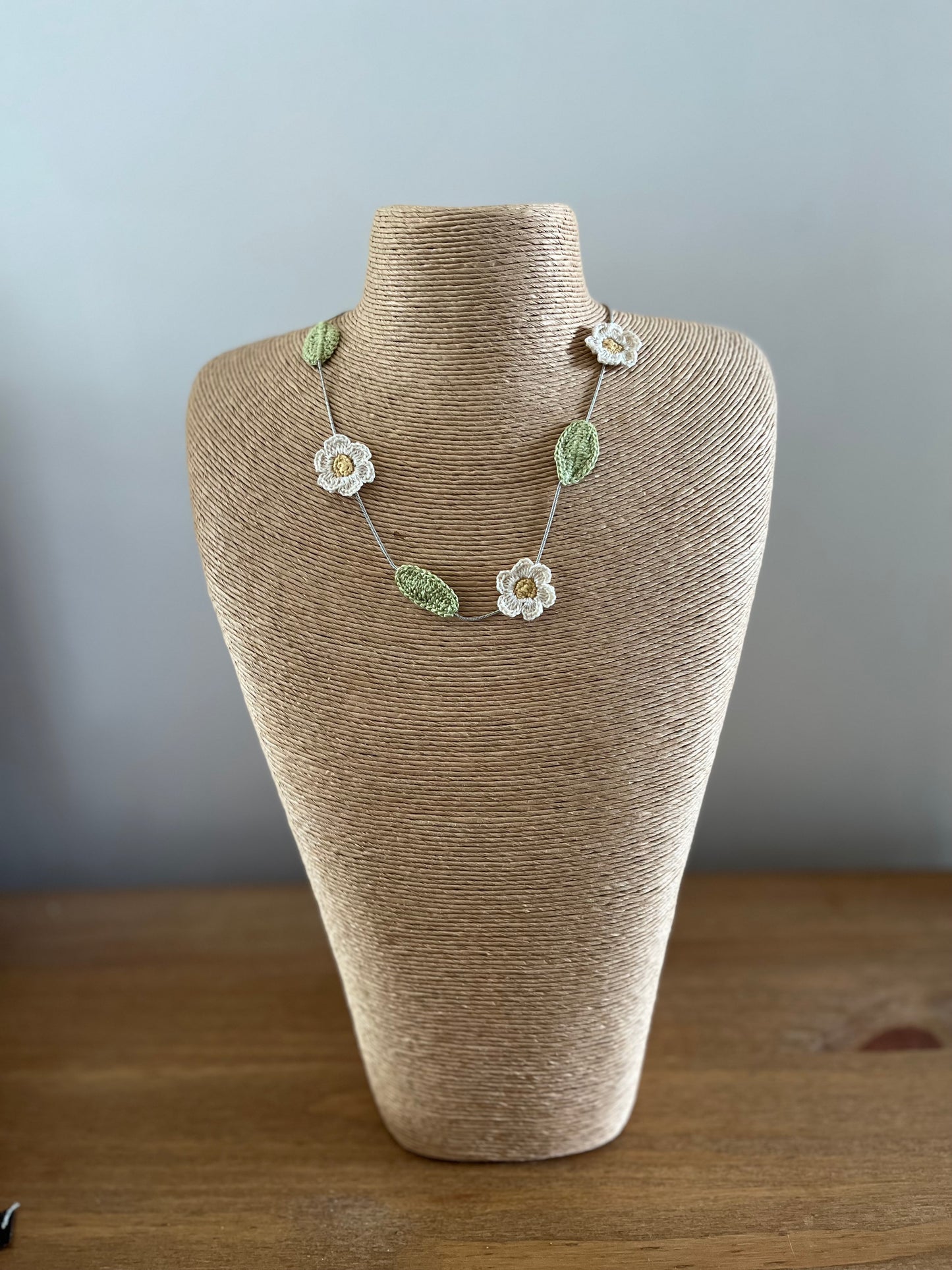 Daisy Chain Necklace